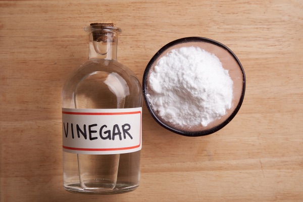 baking soda and vinegar for DIY clogged drain clearing